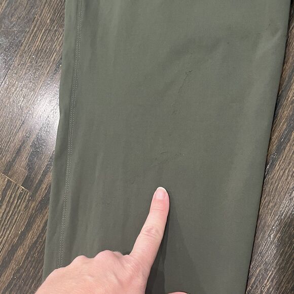 Aday Turn It Up Pants Women’s Medium Olive Green Pull On Stretch Tapered Travel - Picture 6 of 9